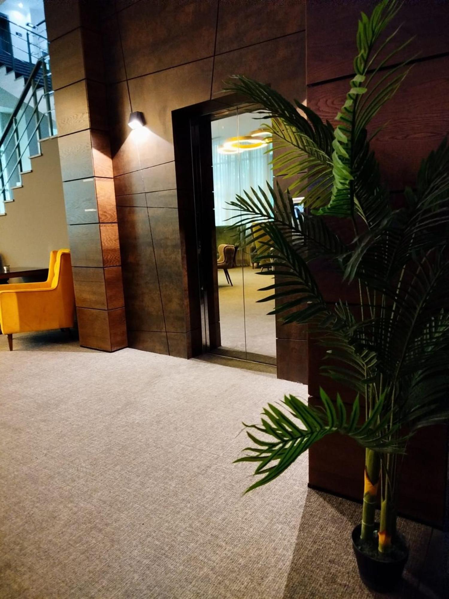 Green Tower Hotel Τυφλίδα Εξωτερικό φωτογραφία
