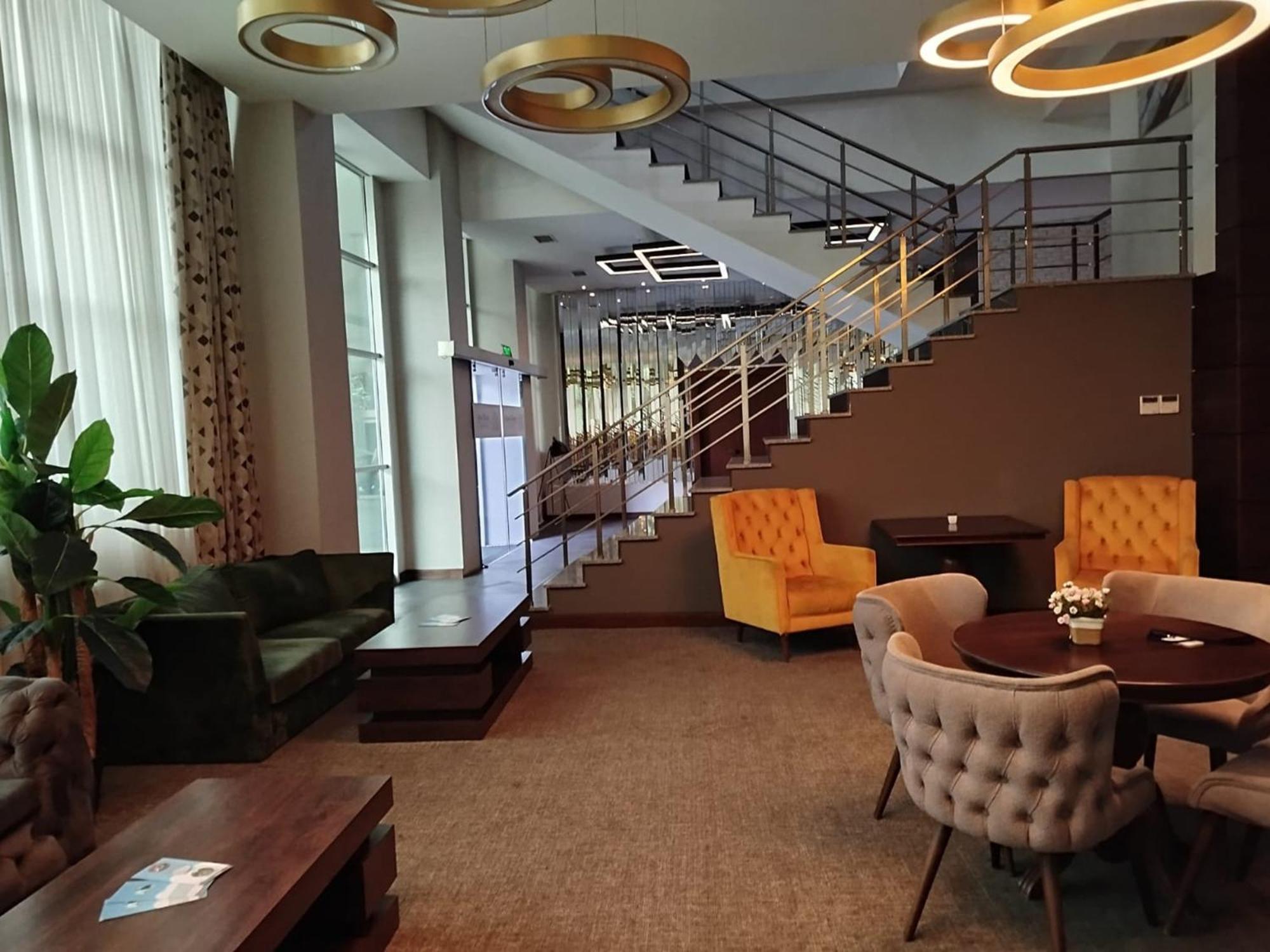 Green Tower Hotel Τυφλίδα Εξωτερικό φωτογραφία