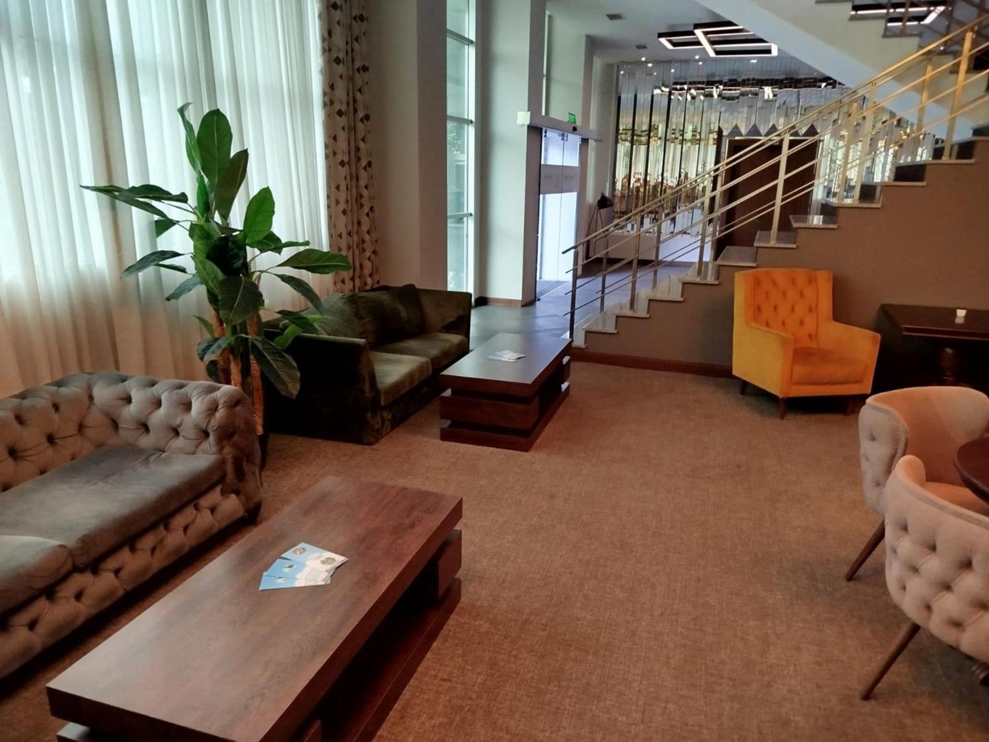 Green Tower Hotel Τυφλίδα Εξωτερικό φωτογραφία